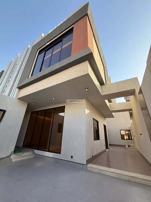 فيلا 300 متر مربع شرقية على شارع 16م الأصالة، شمال جدة، جدة