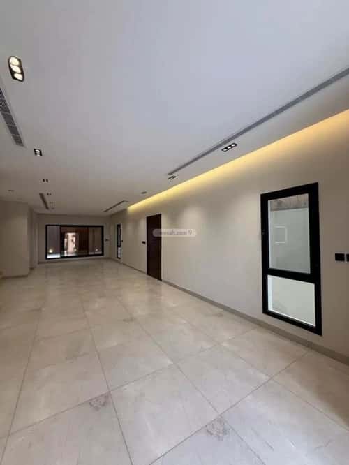 فيلا 271 متر مربع شمالية على شارع 16م الشراع، شمال جدة، جدة