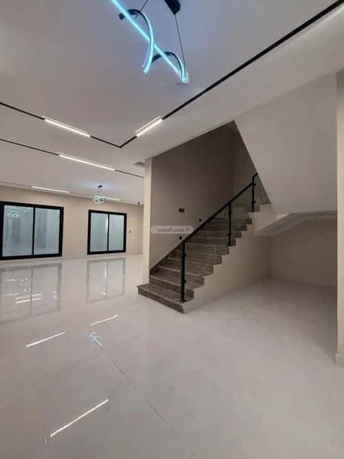 فيلا 275 متر مربع شرقية على شارع 16م الرحمانية، شرق جدة، جدة