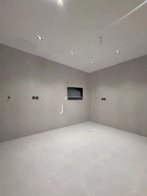 Villa 275 SQM Facing East on 16m Width Street Al Rahmanyah, East Jeddah, Jeddah