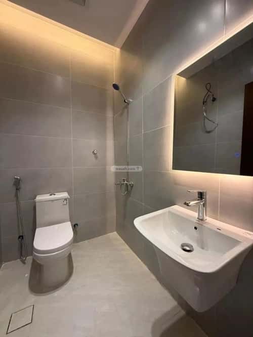 فيلا 300 متر مربع غربية على شارع 16م الرحمانية، شرق جدة، جدة