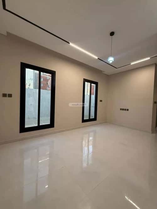 Villa 275 SQM Facing East on 16m Width Street Al Rahmanyah, East Jeddah, Jeddah