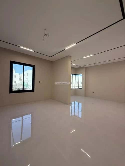 Villa 275 SQM Facing East on 16m Width Street Al Rahmanyah, East Jeddah, Jeddah