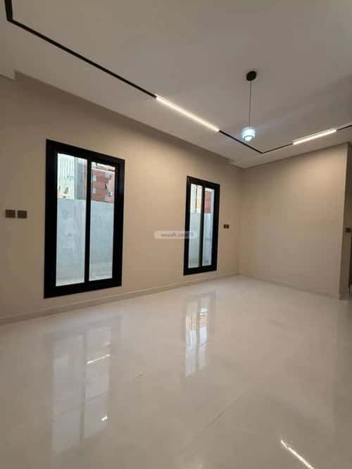 Villa 275 SQM Facing East on 16m Width Street Al Rahmanyah, East Jeddah, Jeddah
