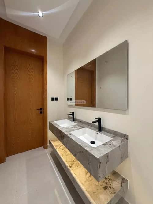 فيلا 435 متر مربع شمالية على شارع 16م الصالحية، شرق جدة، جدة