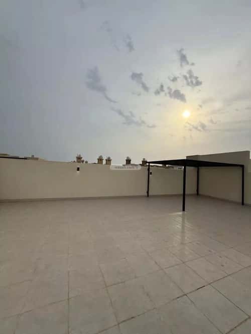 فيلا 375 متر مربع غربية على شارع 17م الشراع، شمال جدة، جدة