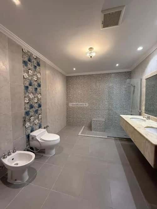 فيلا 375 متر مربع شرقية على شارع 16م البساتين، شمال جدة، جدة