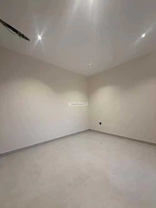 فيلا 312 متر مربع شمالية على شارع 16م البشائر، شرق جدة، جدة