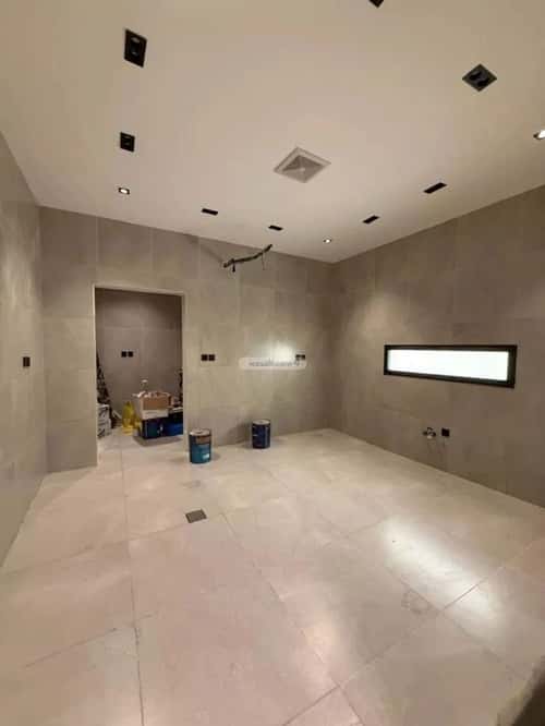 فيلا 312 متر مربع شرقية على شارع 15م الصواري، شمال جدة، جدة