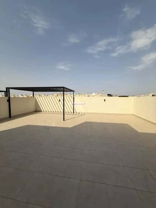 فيلا 312 متر مربع شرقية على شارع 15م الصواري، شمال جدة، جدة