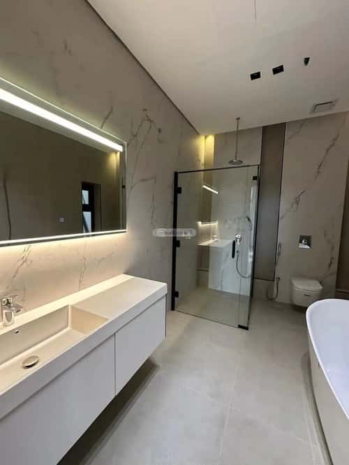 Villa 308 SQM Facing South on 16m Width Street Al Swaryee, North Jeddah, Jeddah