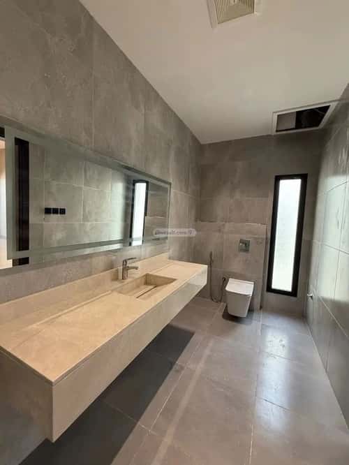 5 bedroom villa in As Sawari