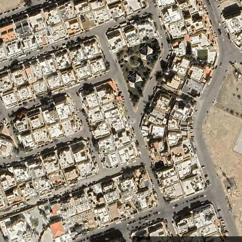 فيلا 375 متر مربع شرقية على شارع 16م البساتين، شمال جدة، جدة