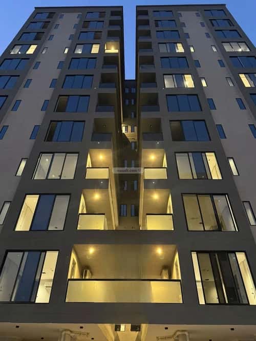 Apartment with 5 Bedrooms King Fahad Dist, Aldammam