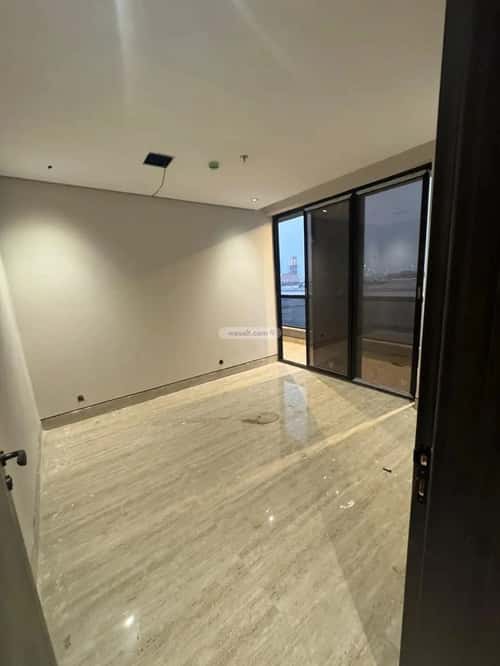 Apartment with 5 Bedrooms King Fahad Dist, Aldammam