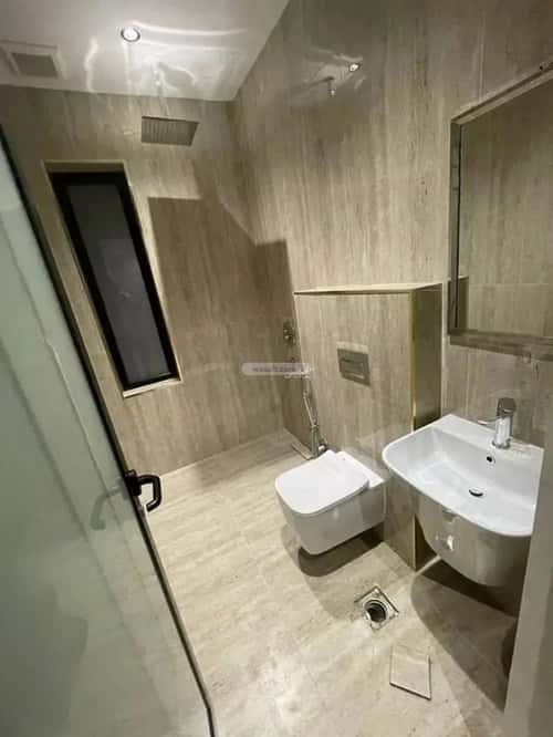 شقة ب 5 غرف ضاحية الملك فهد، الدمام