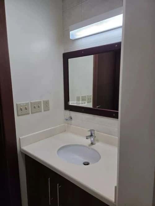 فيلا 448 متر مربع شرقية على شارع 15م جلمودة، مدينه الجبيل الصناعيه