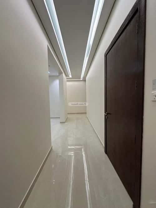 أرض 390 متر مربع جنوبية على شارع 20م حطين، شمال الرياض، الرياض