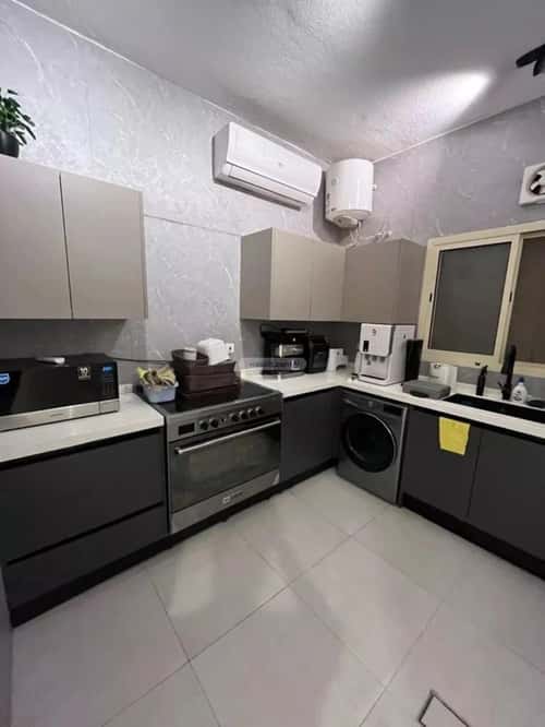 Apartment with 3 Bedrooms Qurtubah, East Riyadh, Riyadh