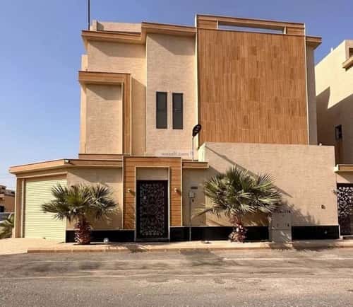فيلا 320 متر مربع شمالية على شارع 15م بدر، جنوب الرياض، الرياض