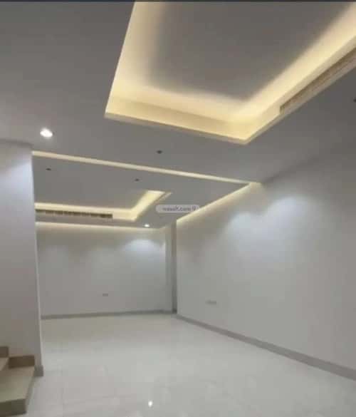 فيلا 405 متر مربع غربية على شارع 20م القيروان، شمال الرياض، الرياض