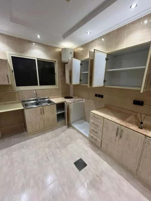 Apartment with 3 Bedrooms Al-Yasmeen, North Riyadh, Riyadh