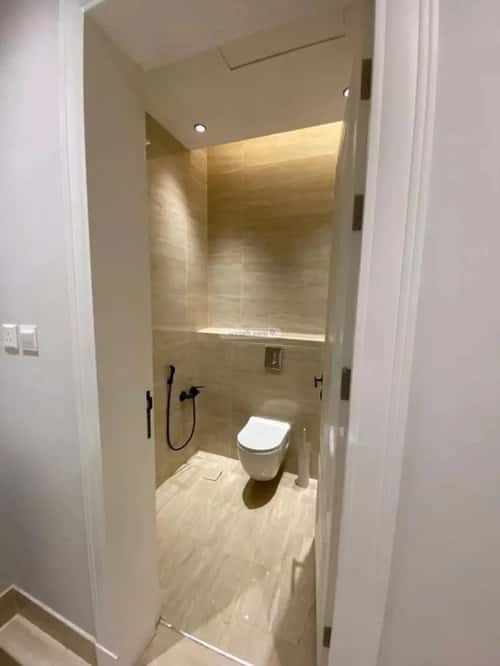 Apartment with 3 Bedrooms Al-Malqa, North Riyadh, Riyadh