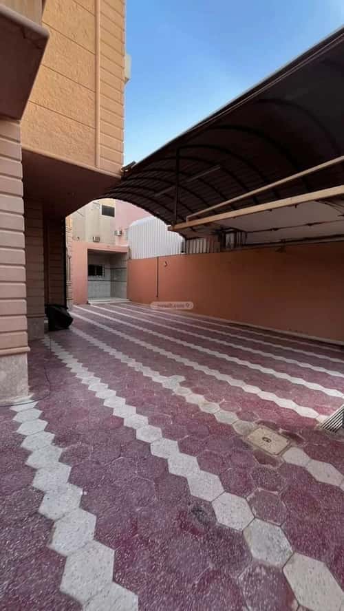 فيلا 275 متر مربع غربية على شارع 15م إشبيلية، شرق الرياض، الرياض