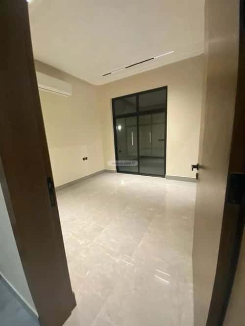 Villa 300 SQM Facing East with 5 Bedrooms Al-Mahdiyah, West Riyadh, Riyadh
