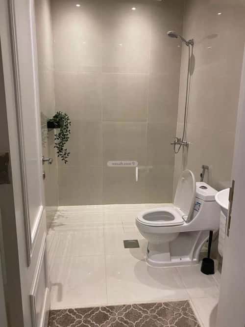 Apartment with 3 Bedrooms Al-Qairawan, North Riyadh, Riyadh