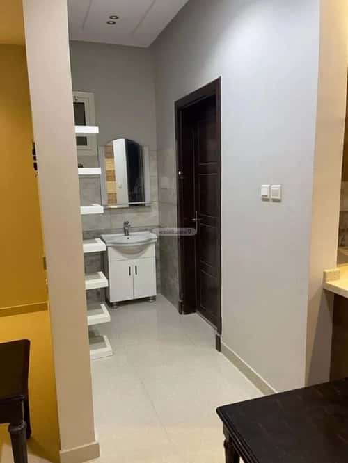 Apartment with 3 Bedrooms Al-Andalus, East Riyadh, Riyadh