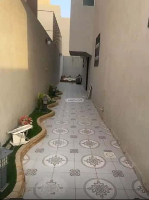 فيلا 315 متر مربع واجهة شمالية ب 5 غرف عكاظ، جنوب الرياض، الرياض