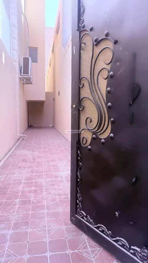 Floor 390 SQM with 3 Bedrooms Al-Yasmeen, North Riyadh, Riyadh