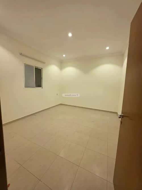 Floor 325 SQM with 4 Bedrooms Al-Yasmeen, North Riyadh, Riyadh