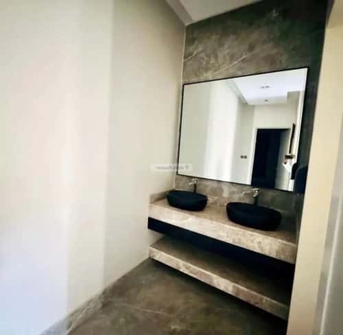 فيلا 205 متر مربع شمالية على شارع 15م المونسية، شرق الرياض، الرياض