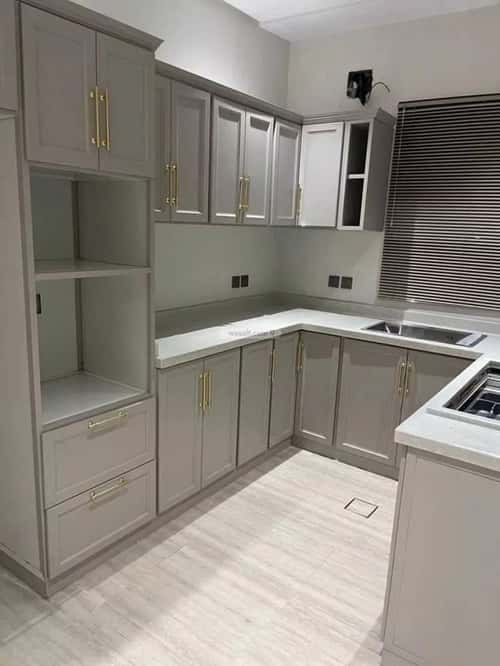 Apartment with 4 Bedrooms Ishbiliyah, East Riyadh, Riyadh