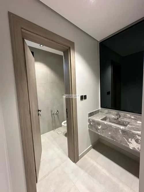 Apartment with 4 Bedrooms Al-Malqa, North Riyadh, Riyadh