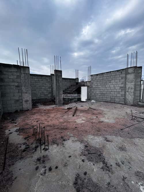 Floor 500 SQM with 6 Bedrooms Hadaa Abu Sadr, Madinah