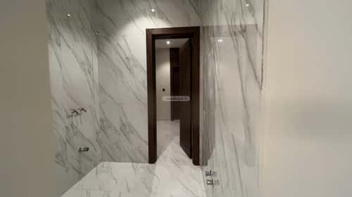 فيلا 730 متر مربع جنوبية على شارع 16م الشعلة، الدمام