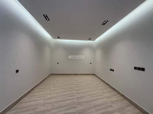 فيلا 260 متر مربع جنوبية على شارع 15م الرمال، شرق الرياض، الرياض