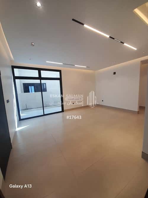Floor 149 SQM with 5 Bedrooms Al-Maizaliyah, East Riyadh, Riyadh