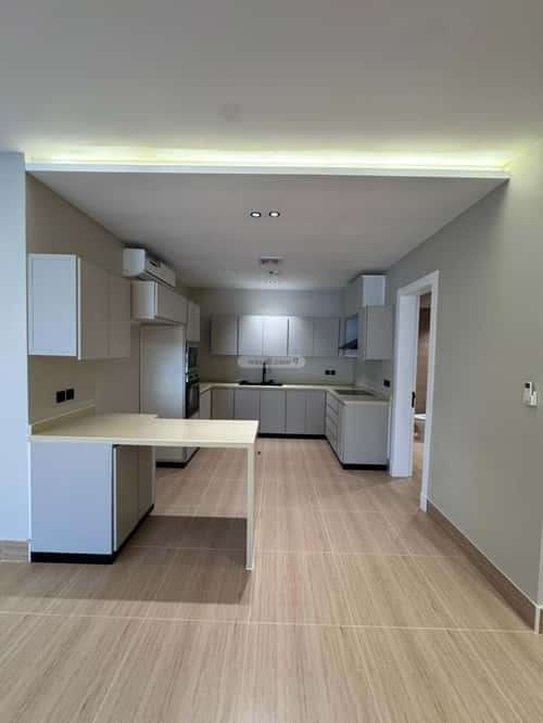 شقة ب 4 غرف الحمراء، الخبر