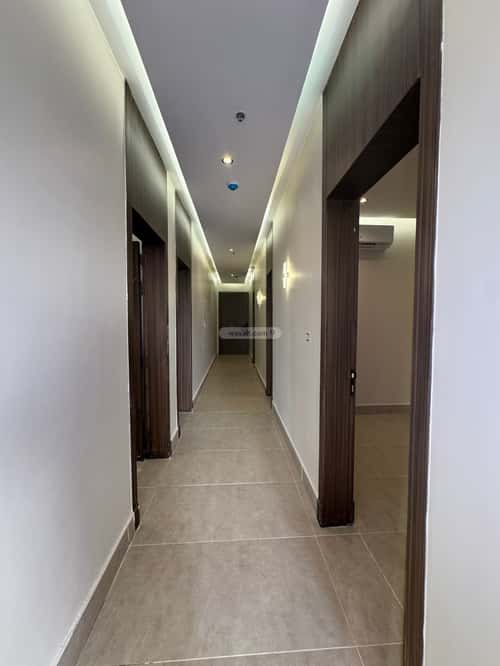 Apartment with 5 Bedrooms Al Shooalah, Aldammam
