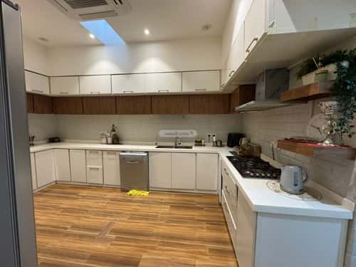 Villa 450 SQM Facing North on 18m Width Street Al-Muanisiyah, East Riyadh, Riyadh