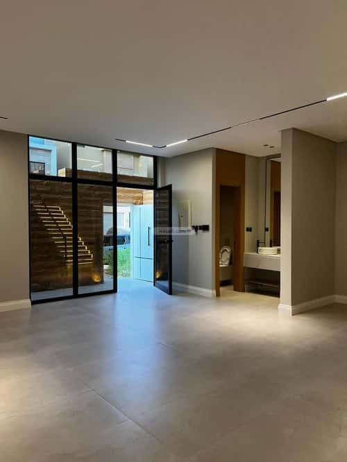 فيلا 360 متر مربع واجهة شمالية ب 6 غرف العارض، شمال الرياض، الرياض