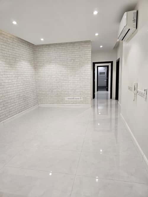 Apartment with 3 Bedrooms Al-Malqa, North Riyadh, Riyadh