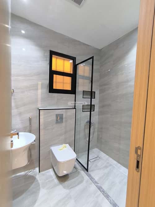 Apartment with 4 Bedrooms Al-Muanisiyah, East Riyadh, Riyadh