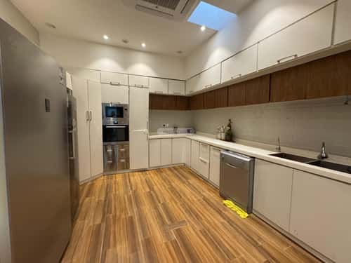 Villa 450 SQM Facing North on 18m Width Street Al-Muanisiyah, East Riyadh, Riyadh