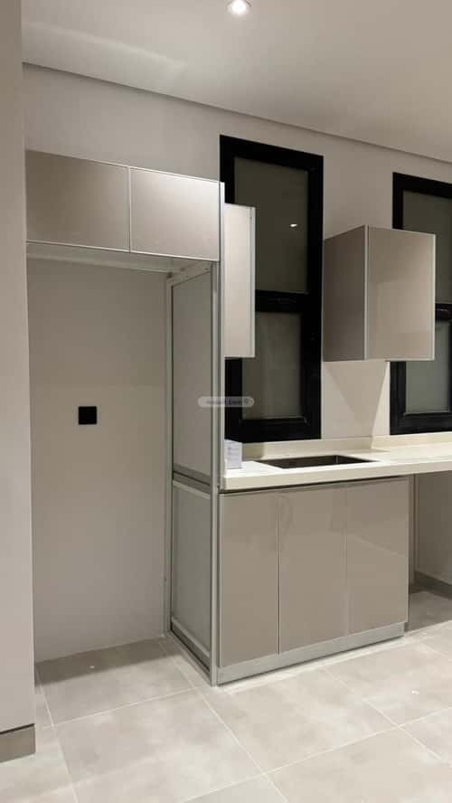 شقة 3 غرف في العارض