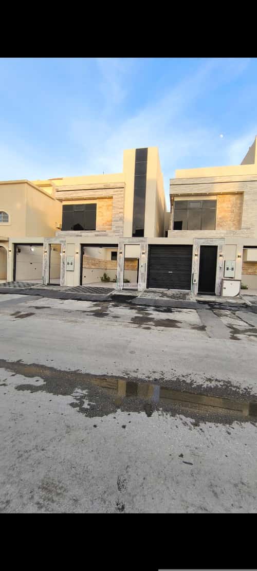 Floor 249 SQM with 6 Bedrooms Al-Awaly, West Riyadh, Riyadh